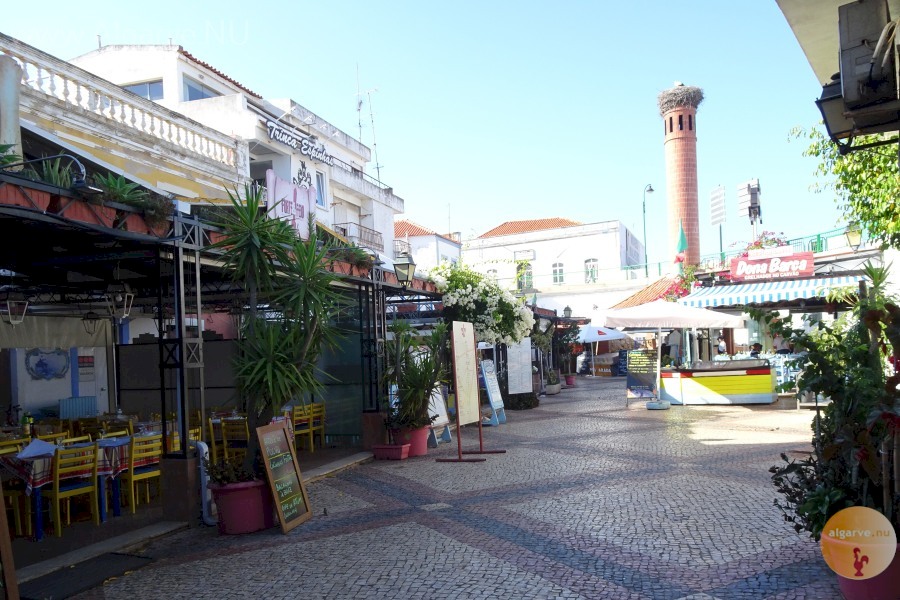 Veel restaurantjes en winkels in Portimão