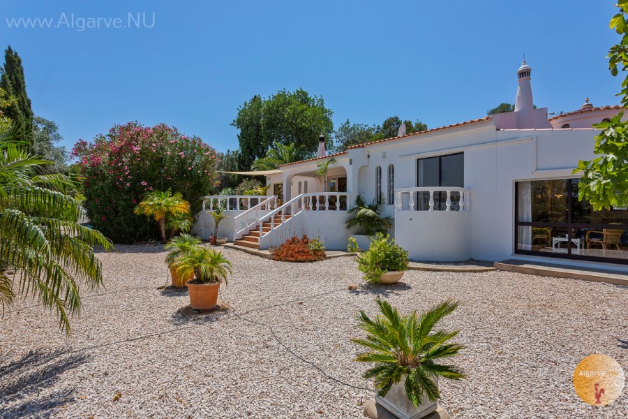 Front with a large terrace and beautiful view.