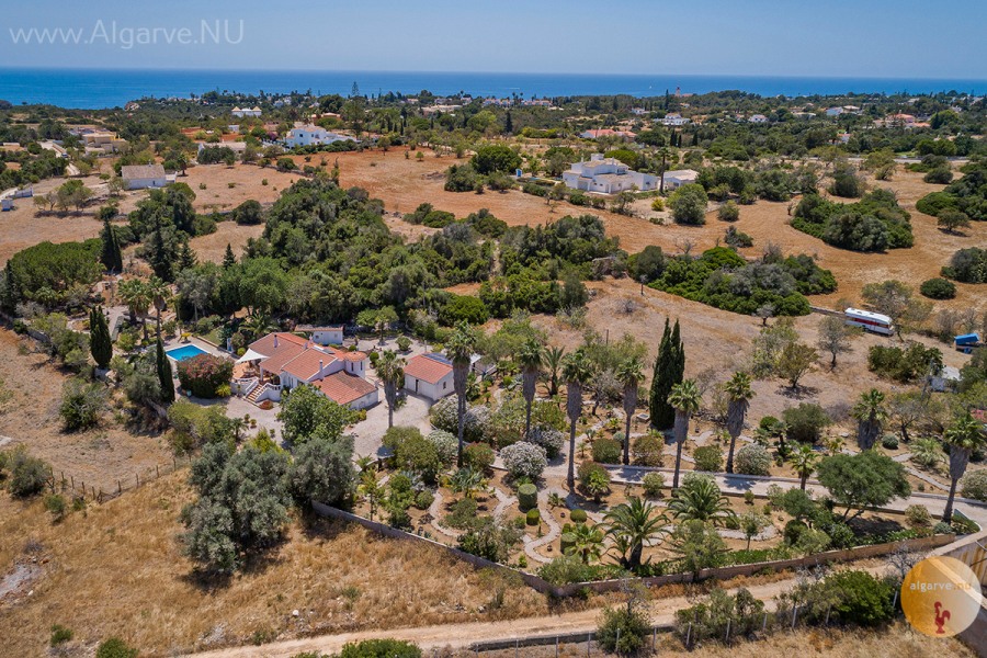 Vila Maria, maison de vacances en Algarve, à distance de marche de la mer et de la plage.