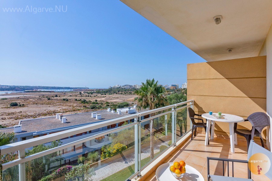 Schöner Meerblick von Ihrem Balkon der Wohnung an der Algarve.