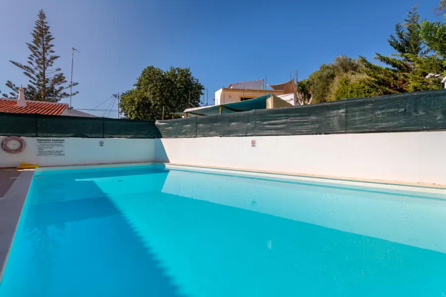 aurora-mar-207-swimming-pool