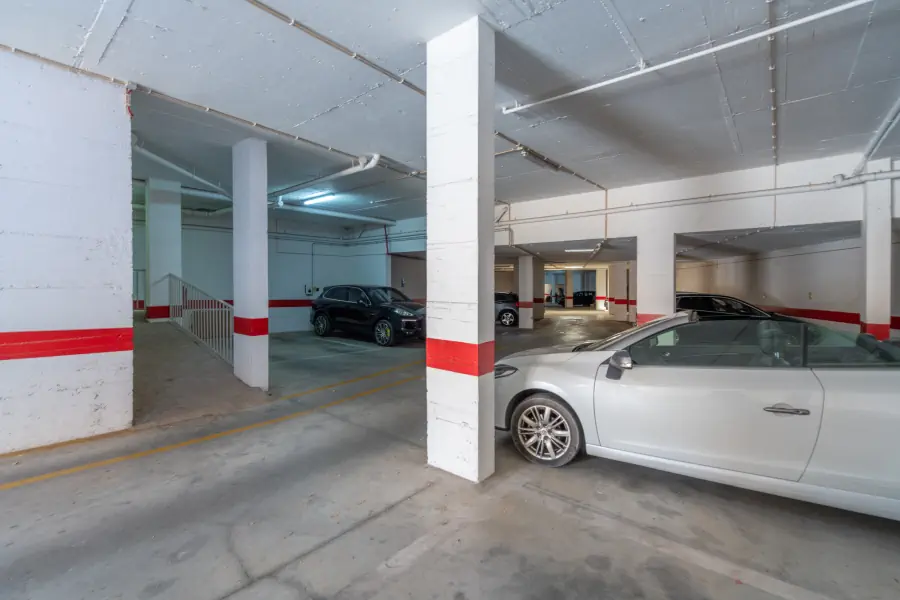 vila-arade-de-parkeergarage