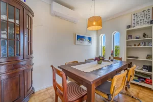 vila-maria-Esstisch-im-Wohnzimmer