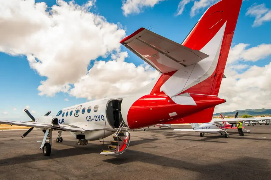 Vliegen van Portimão naar Lissabon